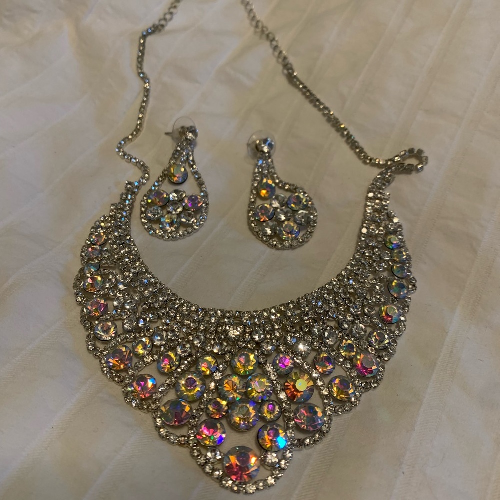 Prom/Homecoming Necklace & Earrings Set